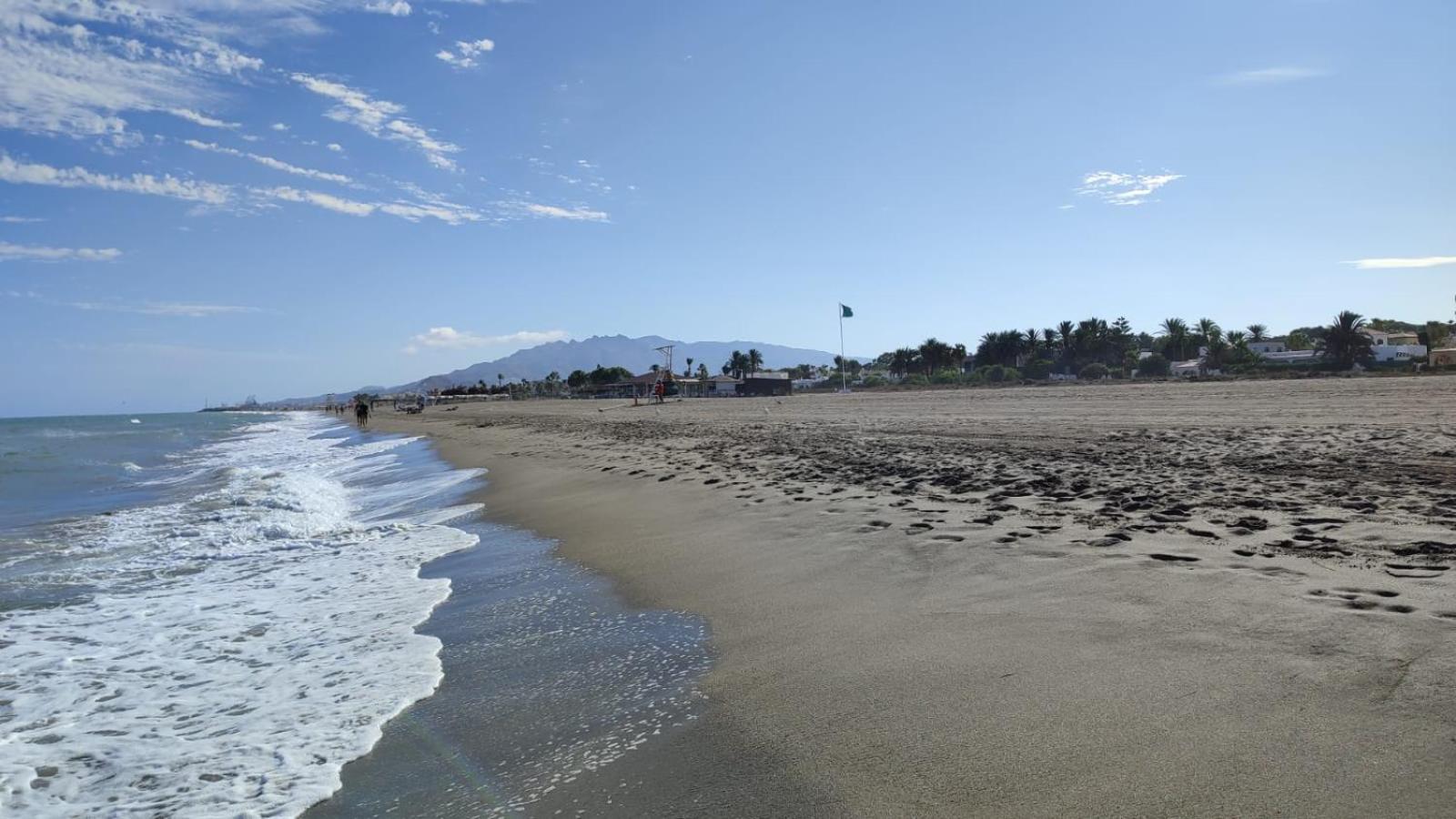 Discover Perfect Apartment, Only 300m Away Vera